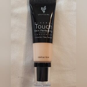 Mineral Touch Concealer